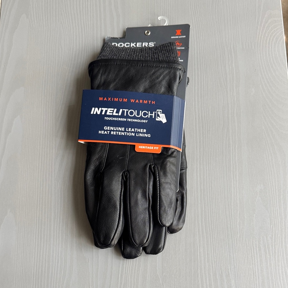 Dockers InteliTouch Black Leather Gloves